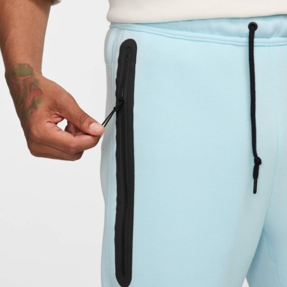 Men's Nike Sportswear Glacier Blue/Black Tech Fleece Jogger (FZ4710 474) XL - Picture 4 of 6